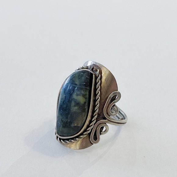 Nephrite Adjustable Ring - Picture 2 of 3